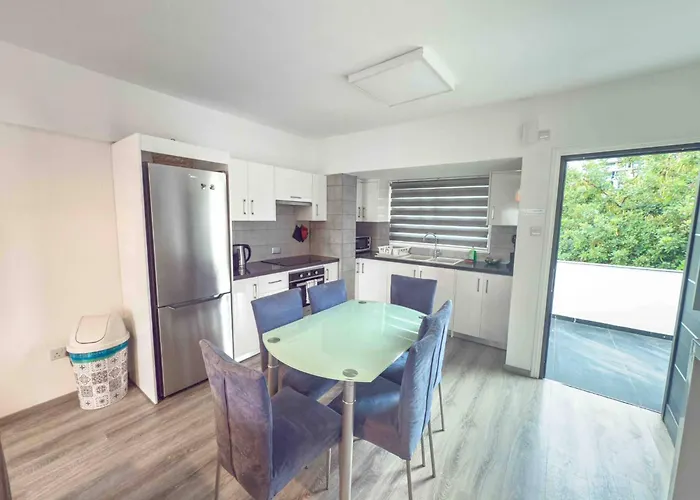 Sofia's Seaview Apartmán *